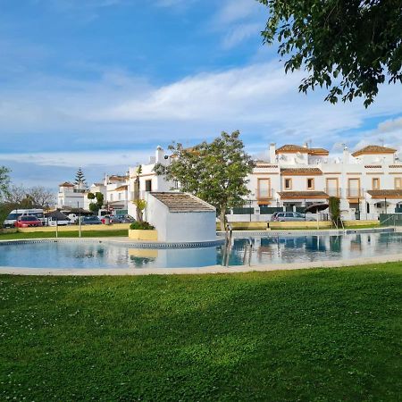 Aparta Club La Barrosa Apartment Chiclana de la Frontera Exterior photo